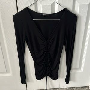 Long Sleeve V Neck Runched Top